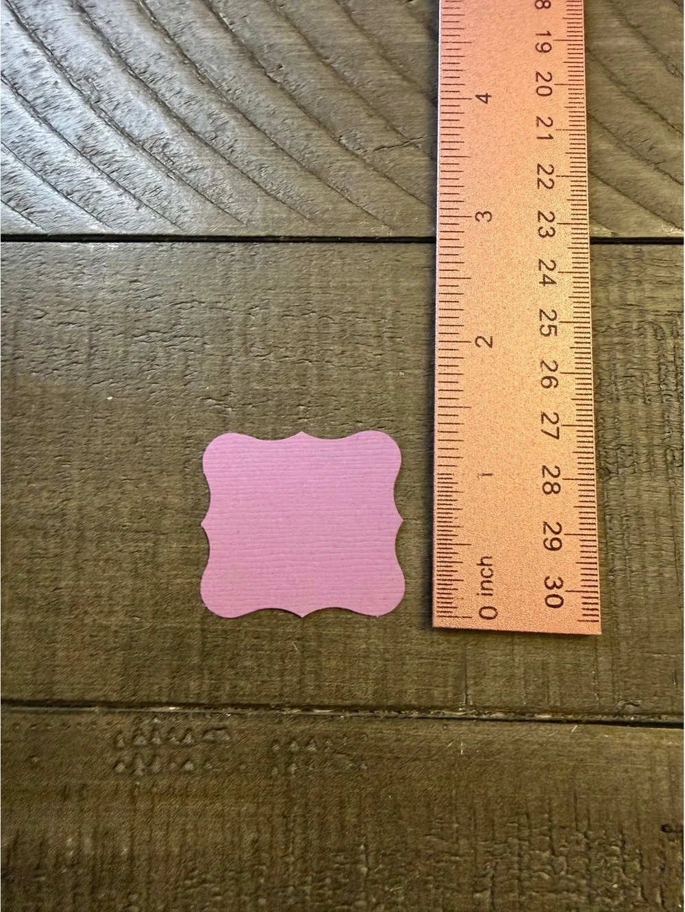 Stampin’ Up Curly Label shape punch